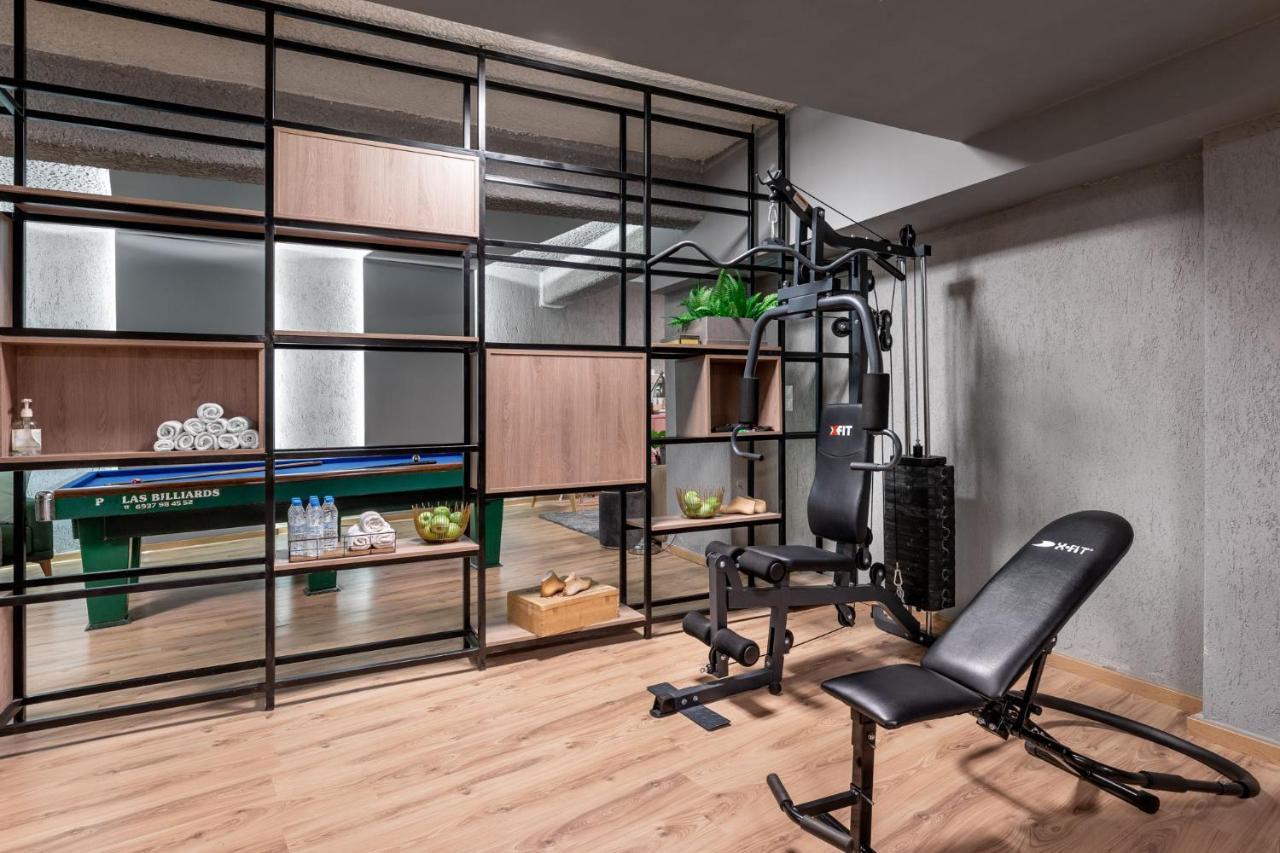 47 Luxury Suites Атина Екстериор снимка