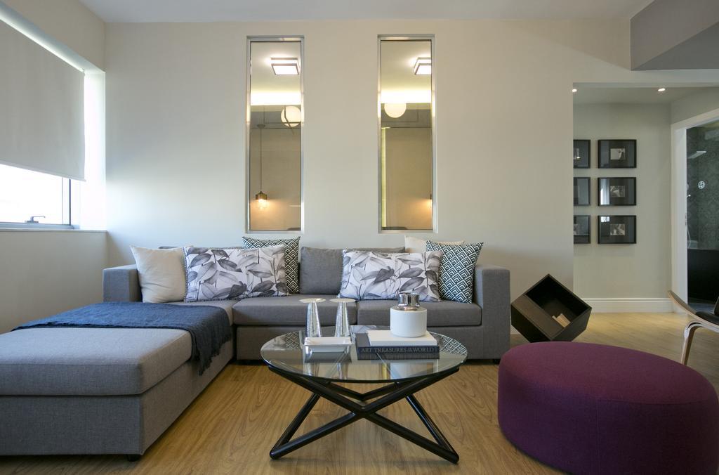47 Luxury Suites Атина Екстериор снимка