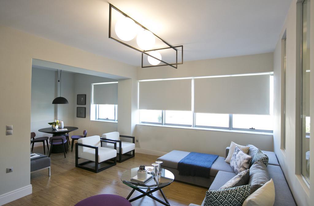 47 Luxury Suites Атина Екстериор снимка