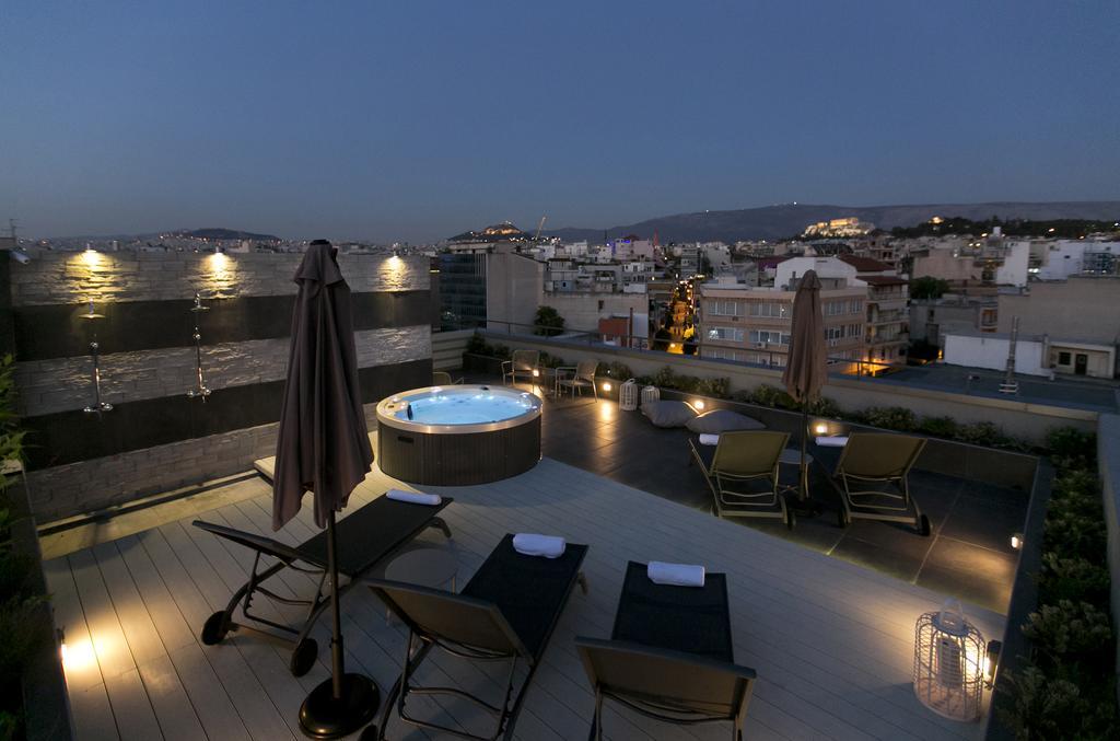 47 Luxury Suites Атина Екстериор снимка