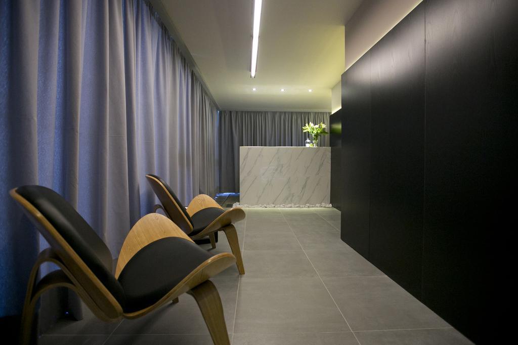 47 Luxury Suites Атина Екстериор снимка