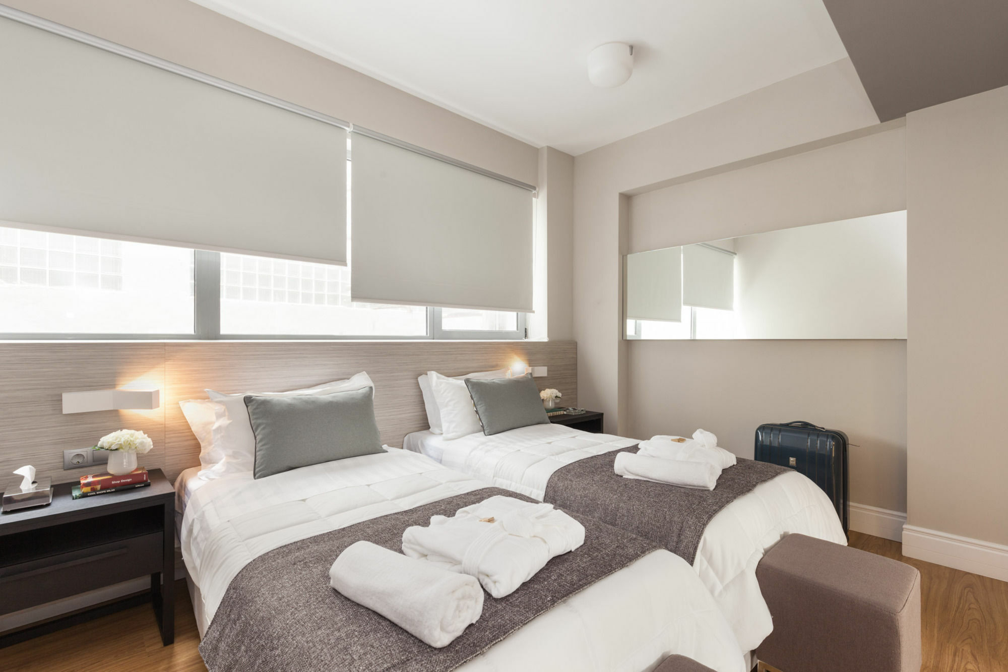 47 Luxury Suites Атина Екстериор снимка